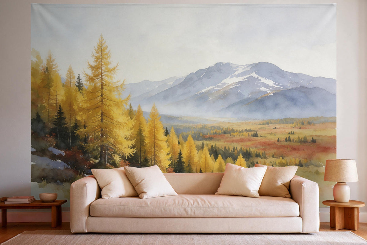 Tenture murale XXL Mélèzes dorés dans la vallée de montagne en déco murale dans un salon lumineux au-dessus du canapé