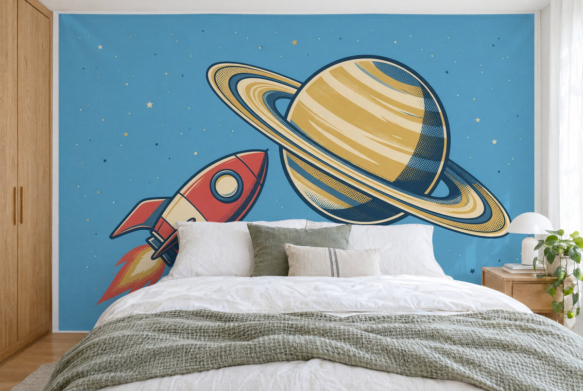 Tela impresa XXL: cohete de cómic rojo y planeta con anillos amarillo en el espacio, cubriendo la pared tras la cama doble