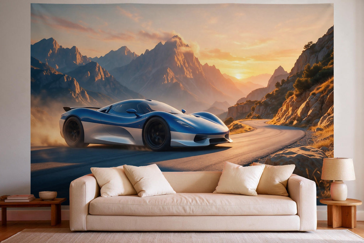 Decoración de pared en un salón luminoso sobre el sofá: tapiz de tela Coche de carreras en las montañas