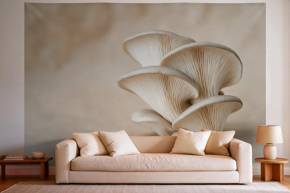 Wandtuch XXL Austernpilze in Nahaufnahme als Wanddeko im hellen Wohnzimmer über dem Sofa