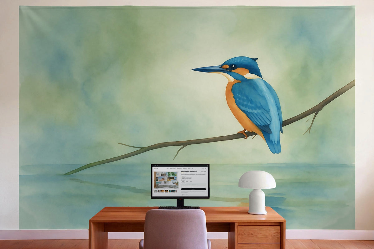 Déco murale dans le bureau derrière la table de travail : tenture murale Martin-pêcheur sur la branche, imprimée sur tissu
