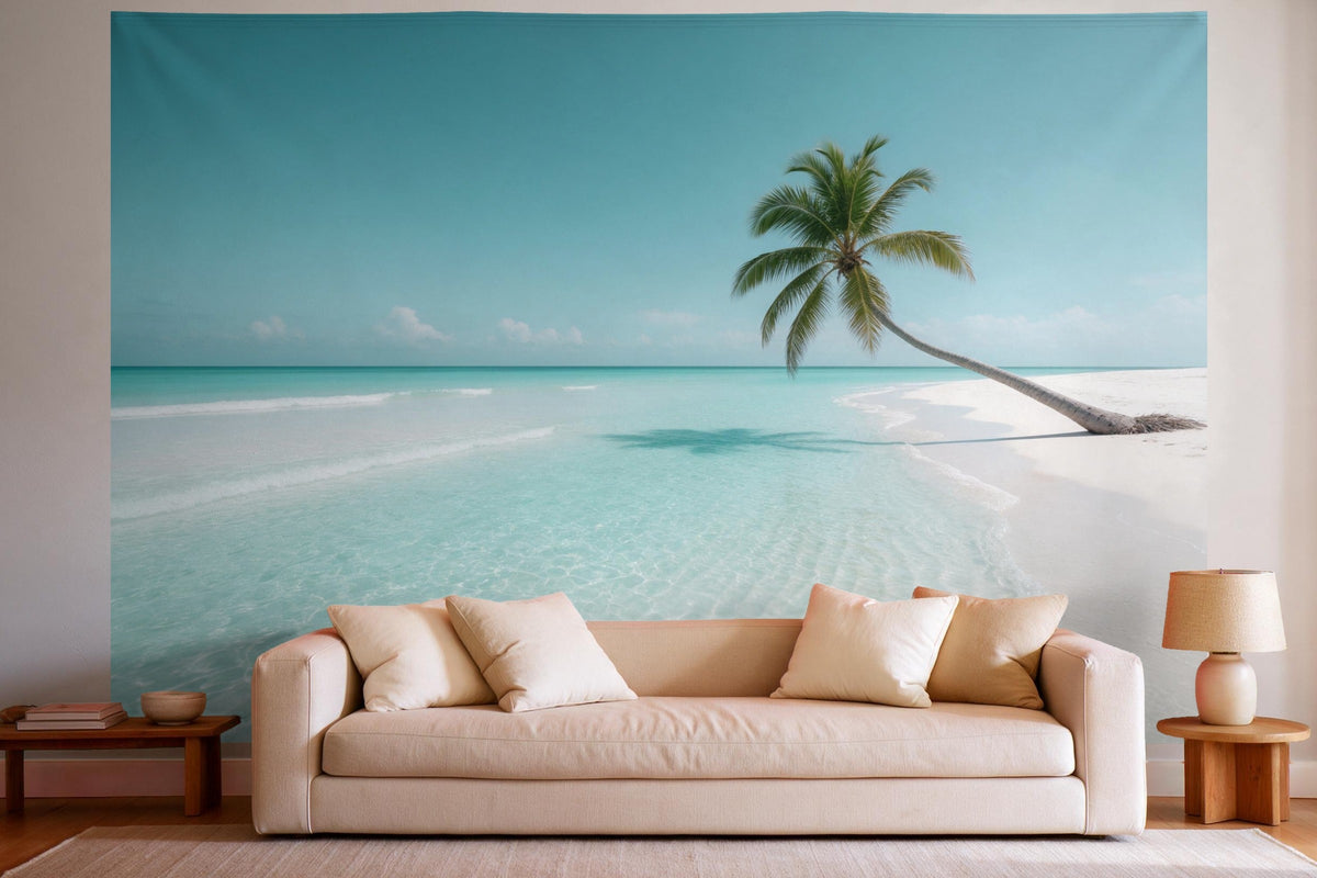 Tapiz de pared XXL Playa del Caribe con palmera como decoración en un salón luminoso sobre el sofá