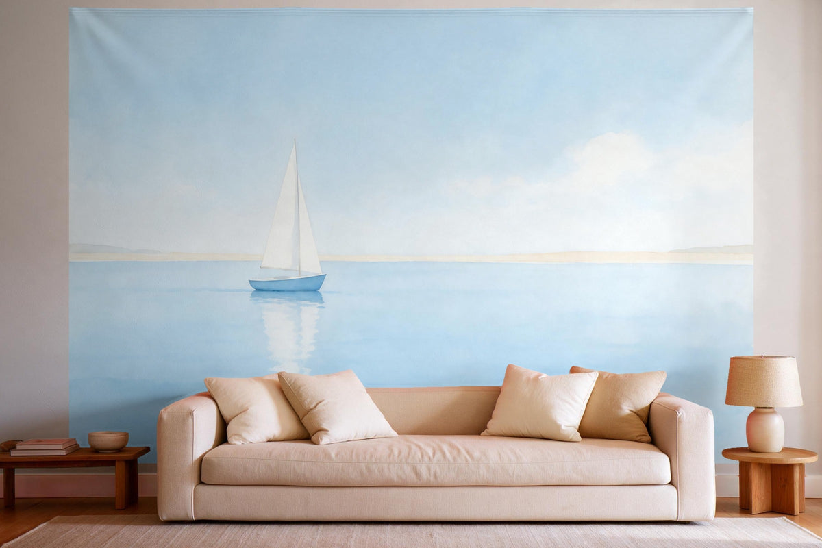 Wandtuch XXL Segelboot auf ruhigem Wasser als Wanddeko im hellen Wohnzimmer über dem Sofa