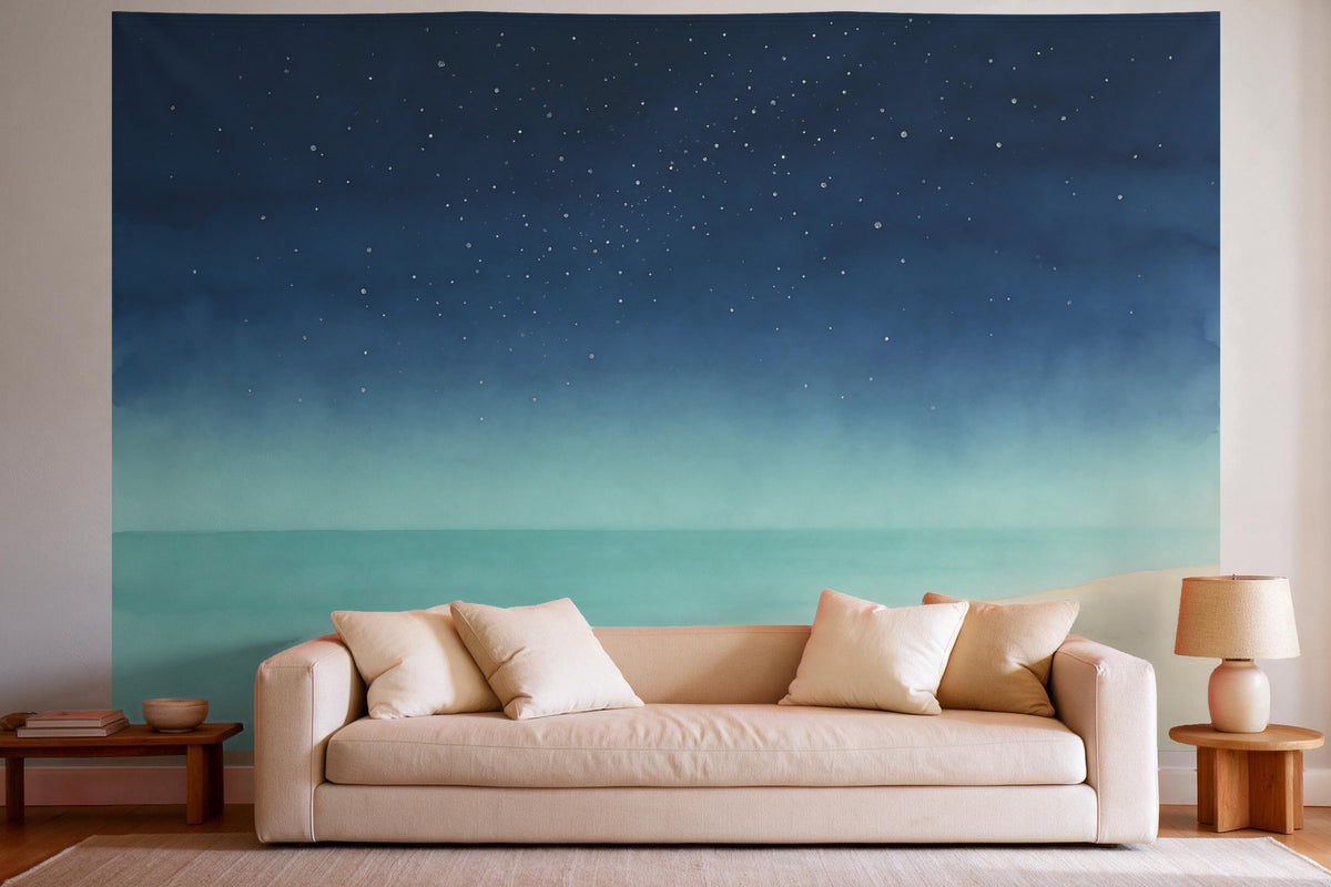 Decoración de pared en un salón luminoso sobre el sofá: tapiz de tela Cielo estrellado sobre el mar
