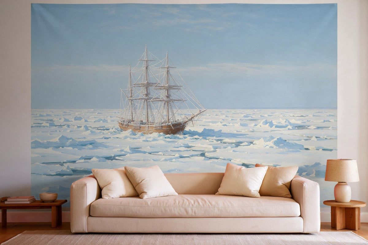 Wandtuch XXL Vereistes Segelschiff im Packeis als Wanddeko im hellen Wohnzimmer über dem Sofa