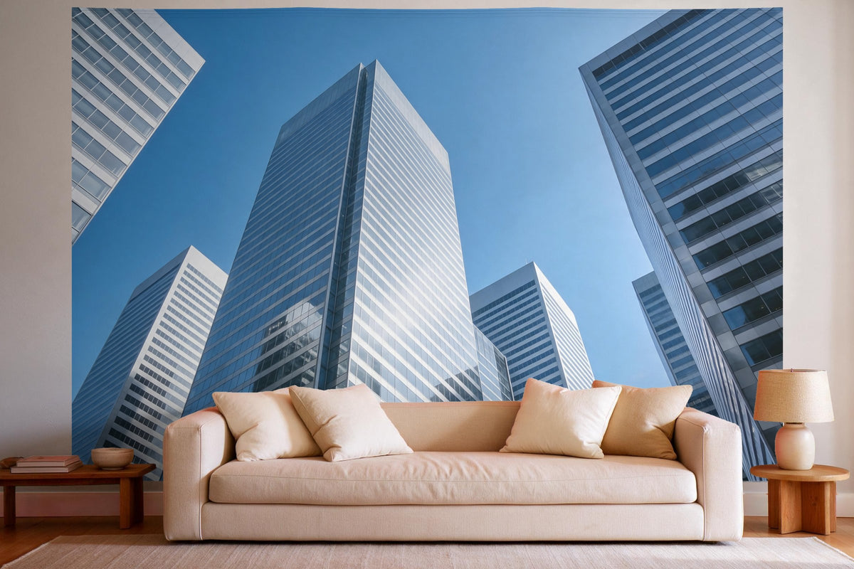 Wanddeko im hellen Wohnzimmer über dem Sofa: Wandtuch mit Architektur-Glasfassaden, auf Stoff gedruckt