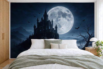 Tapiz de pared grande Noche de luna sobre el castillo gótico en el dormitorio, cubriendo la pared detrás de la cama – tela impresa