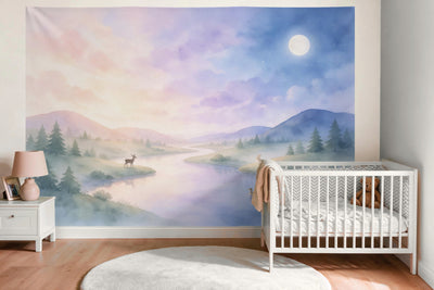 Wandtuch XXL Märchenlandschaft zwischen Tag und Nacht als Wanddeko im Babyzimmer über dem Babybett