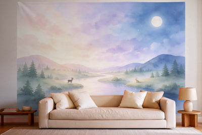 Wanddeko im hellen Wohnzimmer über dem Sofa: Wandtuch Märchenlandschaft zwischen Tag und Nacht, auf Stoff gedruckt