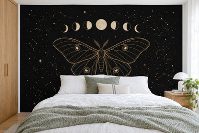 Grande tenture murale Phases de lune sur noir avec phalène dans la chambre, sur tout le mur derrière le lit – tapisserie en tissu