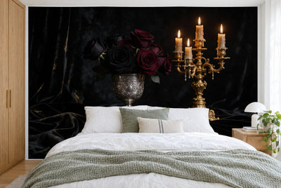 Grande tenture murale Roses gothiques au chandelier dans la chambre, sur tout le mur derrière le lit – tapisserie en tissu