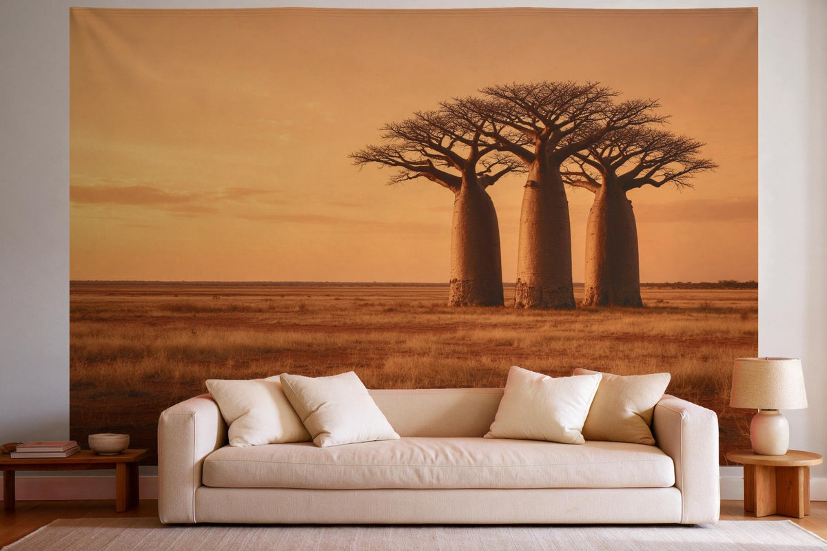 Wandtuch XXL Affenbrotbäume in Afrika bei Abendrot als Wanddeko im hellen Wohnzimmer über dem Sofa