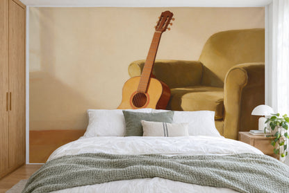 Bedruckter Stoff im XXL-Format: Gitarre links der Mitte vor heller Wand, rechts ein Sessel, wandfüllend hinter dem Bett