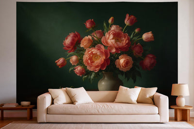 Wanddeko im hellen Wohnzimmer über dem Sofa: Wandtuch Blumenstrauss-Stillleben in Öl, auf Stoff gedruckt
