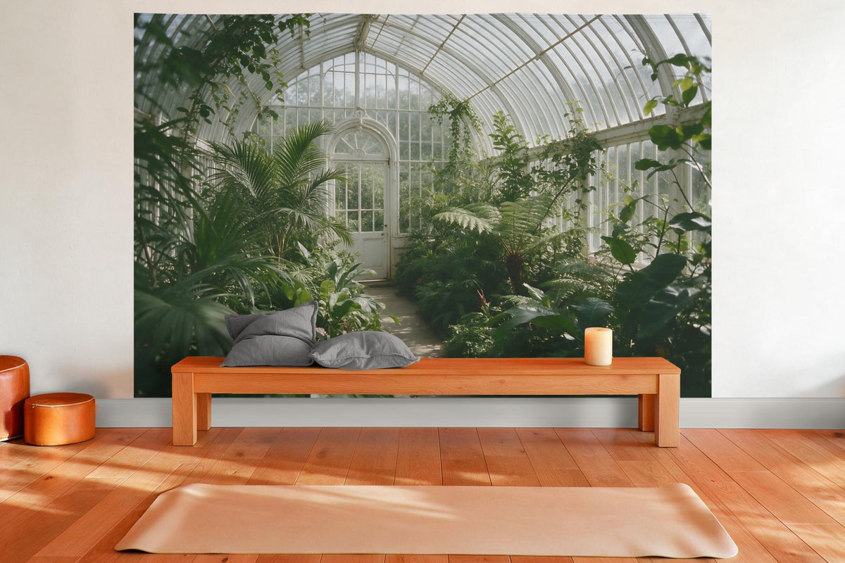 Decoración de pared en una sala de yoga: tapiz de tela Antiguo invernadero de cristal lleno de plantas verdes
