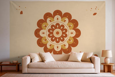 Déco murale dans un salon lumineux au-dessus du canapé : tenture murale Mandala bohème terracotta, imprimée sur tissu
