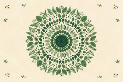 Mandala de fougères, feuilles et petits champignons sur fond crème, tenture murale imprimée sur tissu – vert et beige