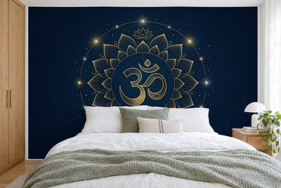 Large wall hanging Om in Gold on Night Blue in the bedroom, wall-filling behind the bed – printed tapestry