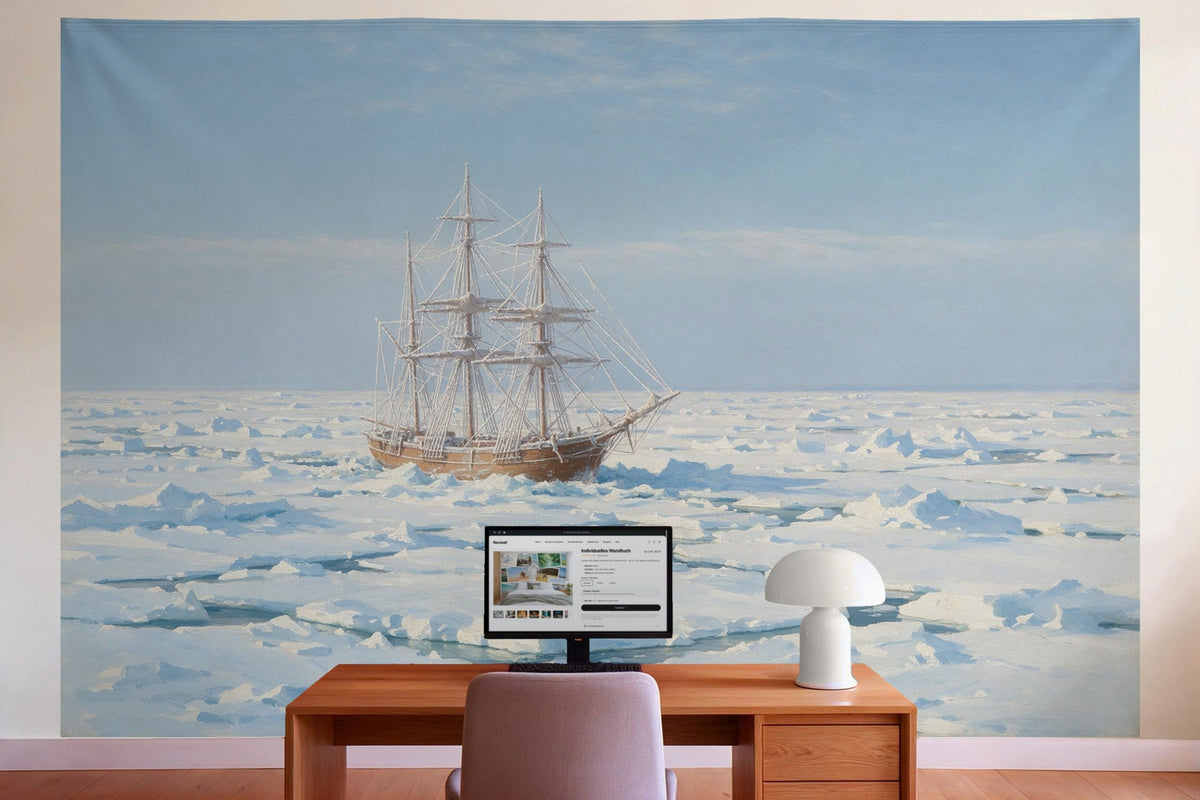 Wanddeko im Büro hinter dem Schreibtisch: Wandtuch Vereistes Segelschiff im Packeis, auf Stoff gedruckt
