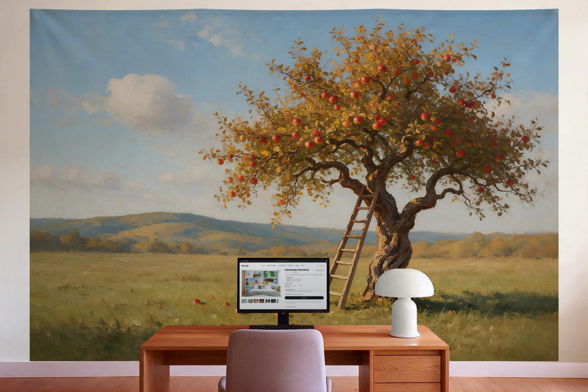 Wanddeko im Büro hinter dem Schreibtisch: Wandtuch Apfelbaum voller Äpfel im Herbst, auf Stoff gedruckt